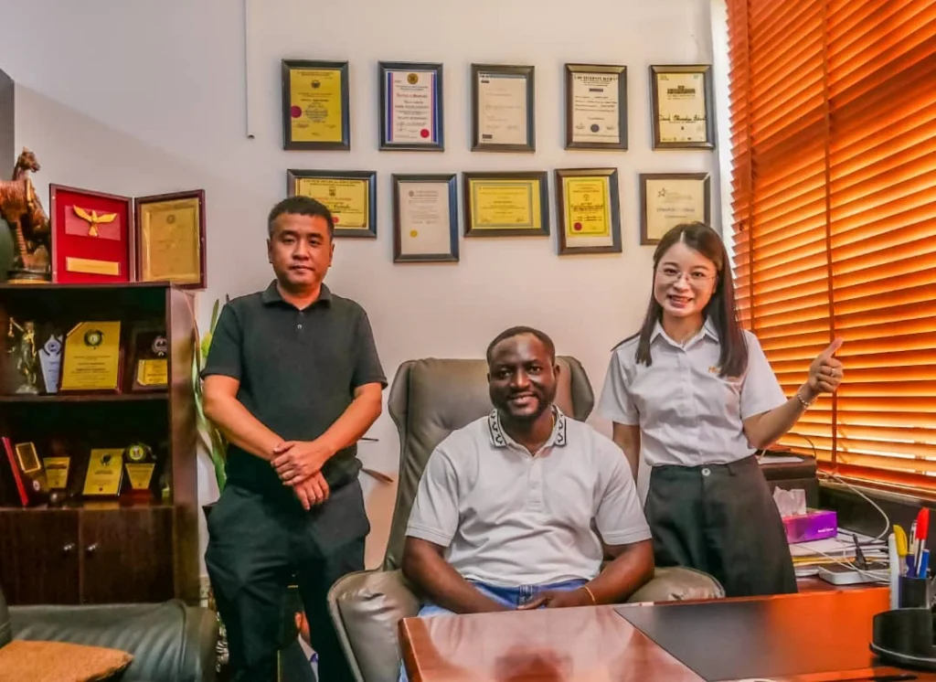 E5 team in an office setting